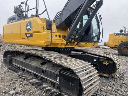 John Deere 350P excavator in the Pittmans fleet