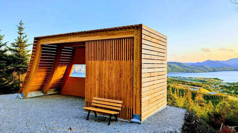 Seven Corners timber lookout over Bonne Bay